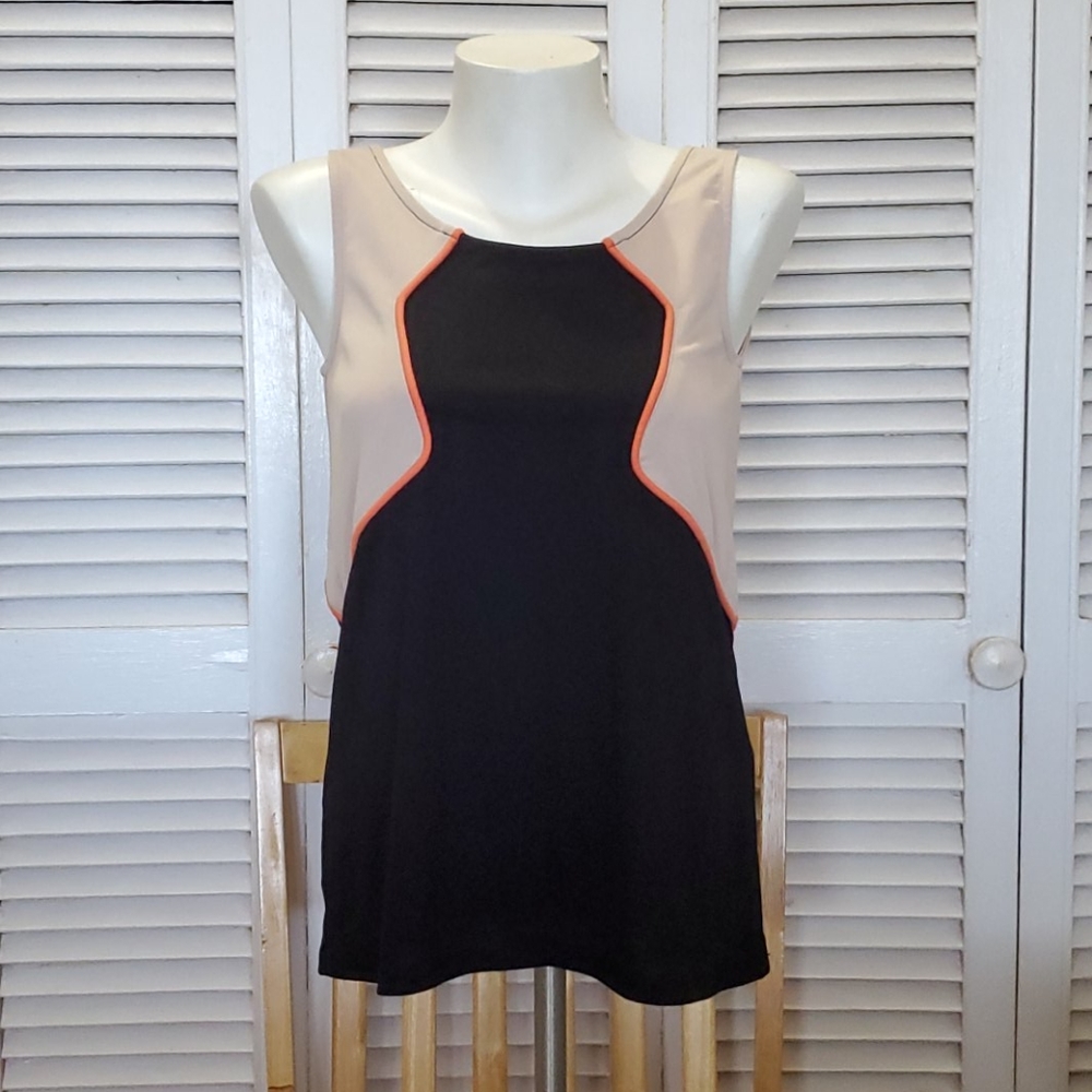 Taupe & Black tank top with key hole back